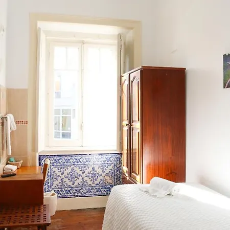 Guest house Casa Londres Estoril