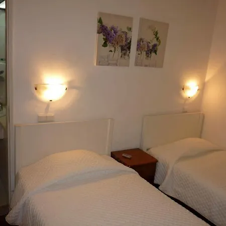 Casa Londres 3* Estoril