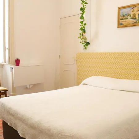 Casa Londres Konukevi 3*